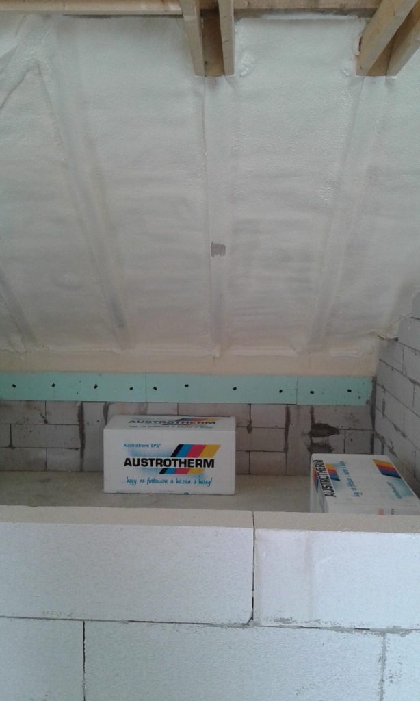 Mi befolyásolja, hogy végül mennyi lesz a fújt szigetelés ára?